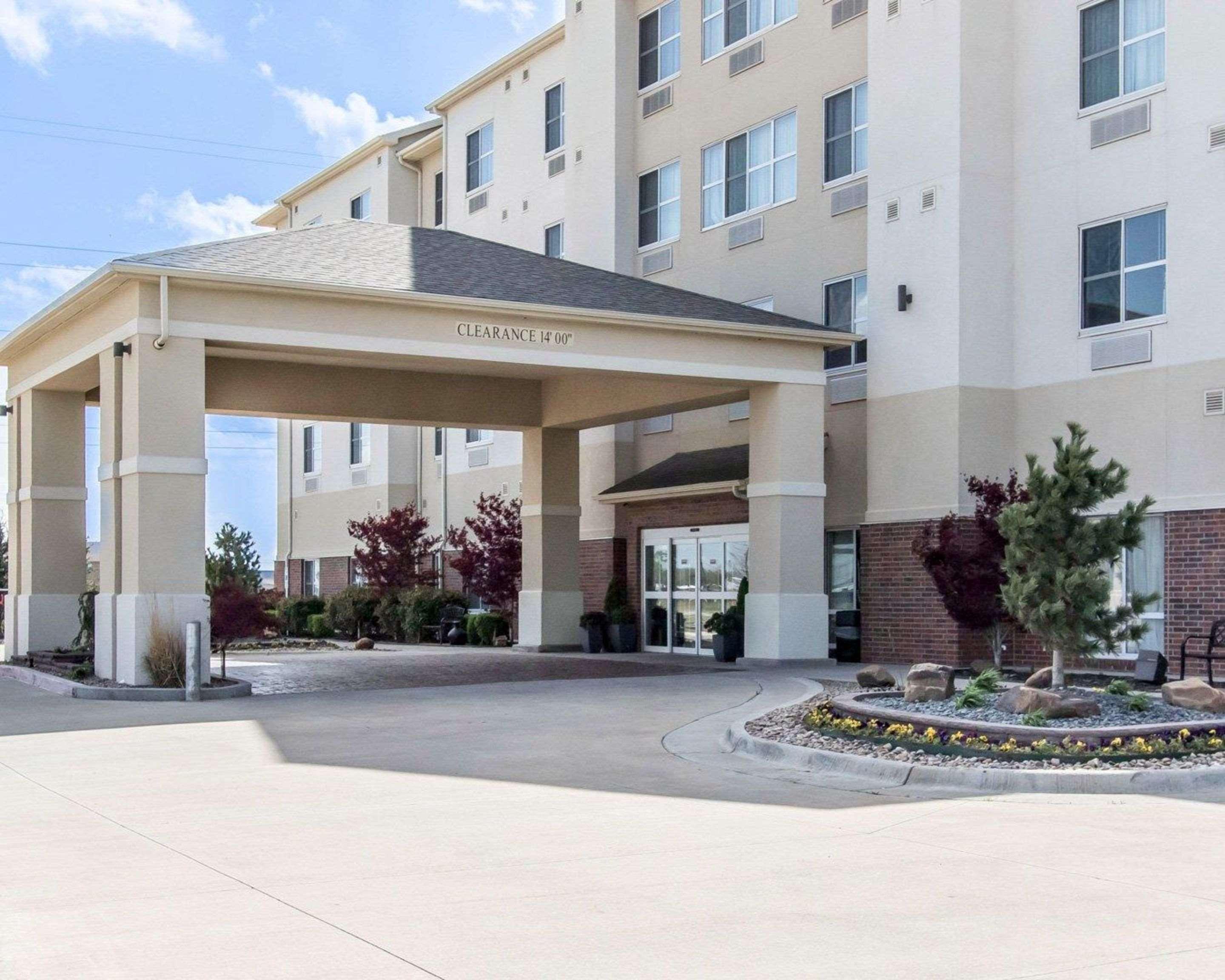Comfort Inn & Suites Oklahoma City West - I-40 Exterior photo